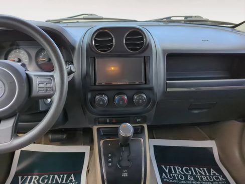 Used 2016 Jeep Patriot Sport w/ Power Value Group AWD/4WD image 11