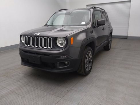 Used 2016 Jeep Renegade Latitude w/ Popular Equipment Group image 15