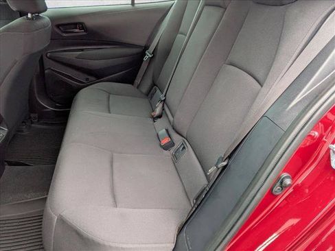 Used 2025 Toyota Corolla LE FWD image 17