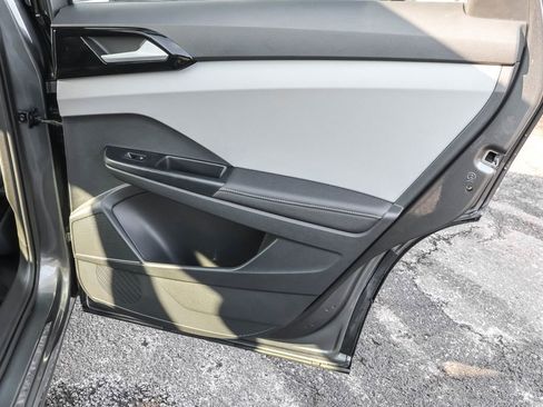 Certified 2024 Volkswagen Taos S image 31