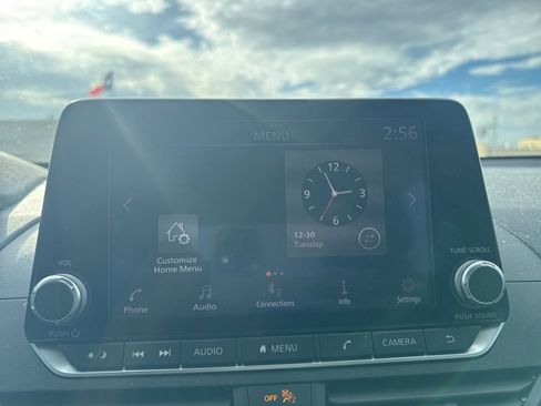 Certified 2022 Nissan Altima 2.5 SV image 28