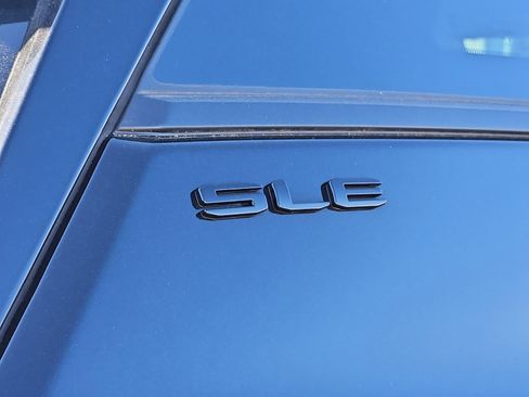 Certified 2024 GMC Terrain SLE w/ Driver Convenience Package image 11