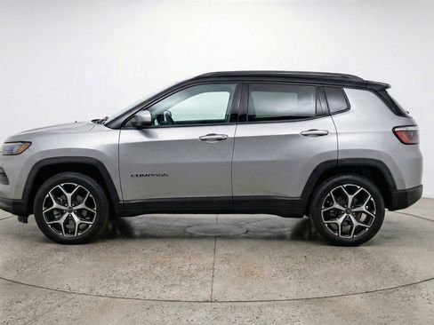 Used 2025 Jeep Compass Limited AWD/4WD image 5