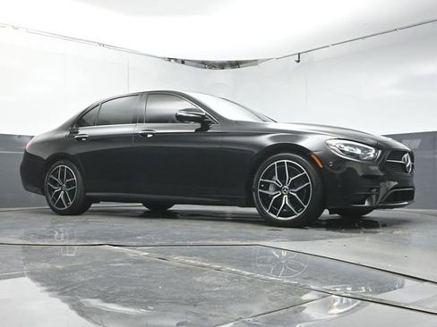 Used 2022 Mercedes-Benz E 350 Sedan image 32