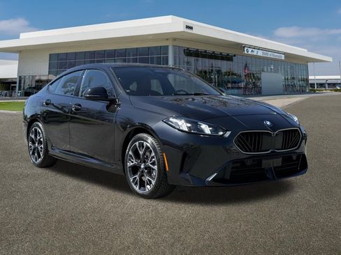 Used 2025 BMW 228i xDrive w/ Technology Package image 2