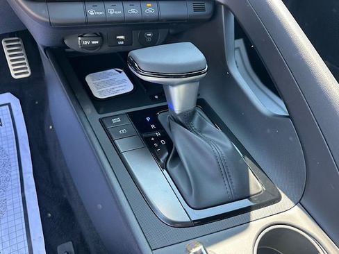 New 2026 Hyundai Elantra Sport FWD image 17