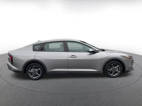 Used 2025 Kia K4 FWD image 16