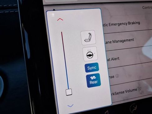 New 2025 Jeep Grand Cherokee L Limited image 9