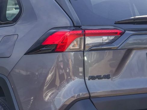 Used 2023 Toyota RAV4 XLE image 7