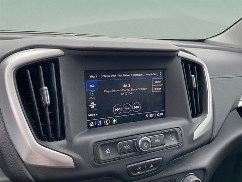 Used 2023 GMC Terrain SLE w/ Driver Convenience Package image 23