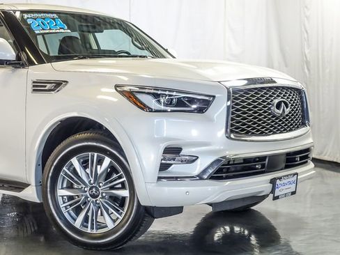 Used 2024 INFINITI QX80 Luxe AWD/4WD image 3