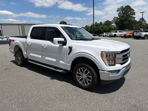 Used 2022 Ford F150 Lariat w/ FX4 Off-Road Package AWD/4WD image 8