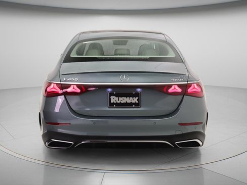 New 2026 Mercedes-Benz E 450 4MATIC Sedan image 3