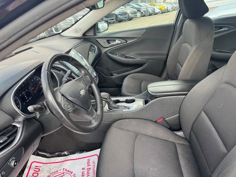 Used 2021 Chevrolet Malibu LT image 11