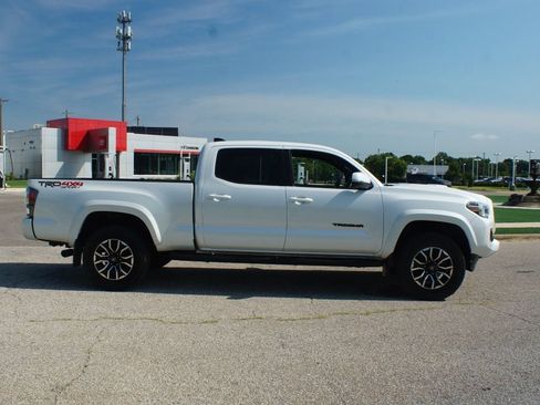 Used 2023 Toyota Tacoma TRD Sport w/ Black Out Package (TMS) AWD/4WD image 21