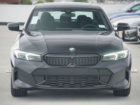 New 2026 BMW 330i Sedan w/ M Sport Package image 2