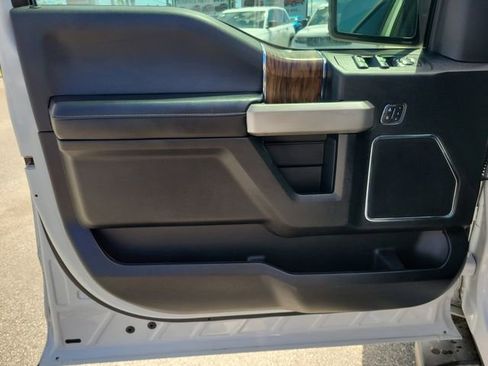Used 2018 Ford F150 Lariat AWD/4WD image 18