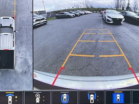 Used 2021 Chevrolet Silverado 2500 High Country w/ Z71 Off-Road Package image 16