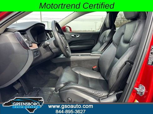Used 2019 Volvo XC60 T5 Inscription AWD/4WD image 12