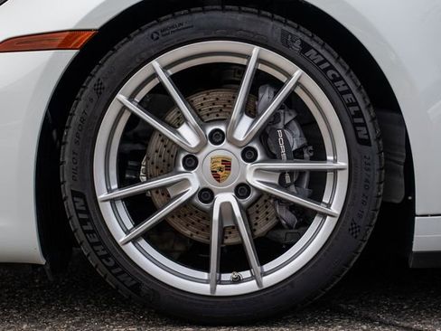 Certified 2022 Porsche 911 Carrera RWD image 12