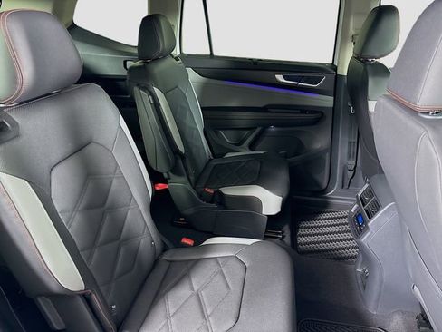New 2026 Volkswagen Atlas Peak Edition AWD/4WD image 30