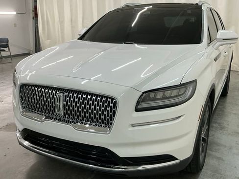 Used 2022 Lincoln Nautilus Reserve w/ Equipment Group 201A image 7