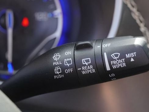New 2026 Chrysler Pacifica Select FWD image 30