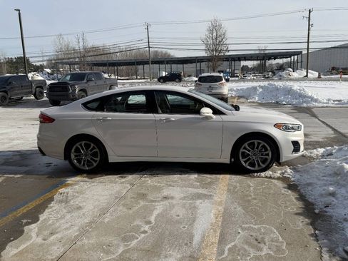 Used 2020 Ford Fusion SEL image 5