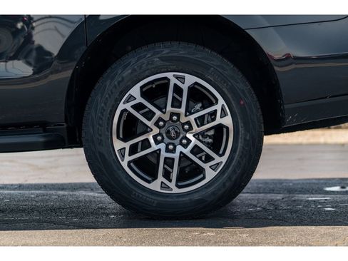 New 2026 Ford Expedition Max Active AWD/4WD image 5