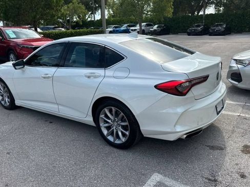 Used 2023 Acura TLX FWD image 9