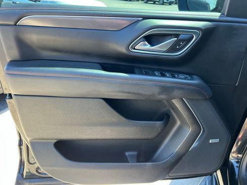 Used 2021 Chevrolet Tahoe RST image 35