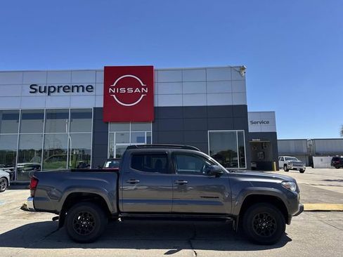 Used 2022 Toyota Tacoma SR5 image 7