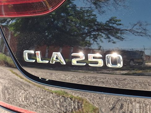 Used 2025 Mercedes-Benz CLA 250 4MATIC image 16
