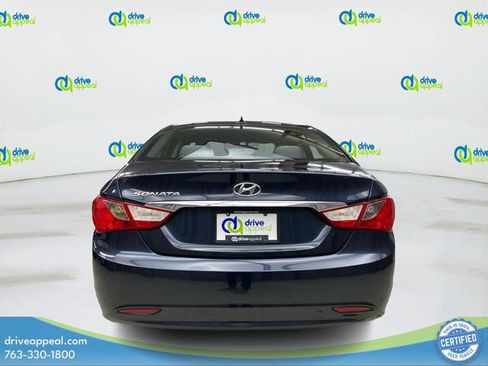 Used 2012 Hyundai Sonata GLS FWD image 7