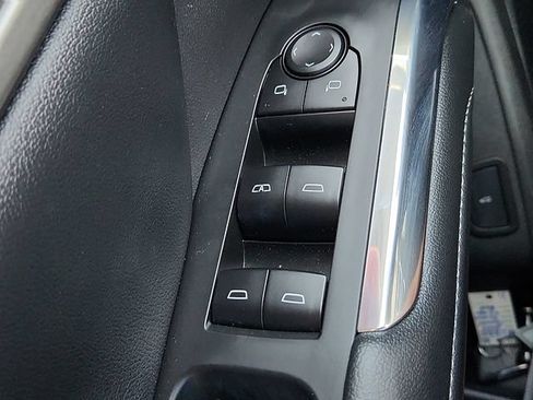 Used 2025 Chevrolet Traverse LT w/ Driver Confidence Package FWD image 21
