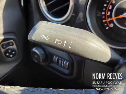 Used 2021 Jeep Wrangler Unlimited Sahara image 31