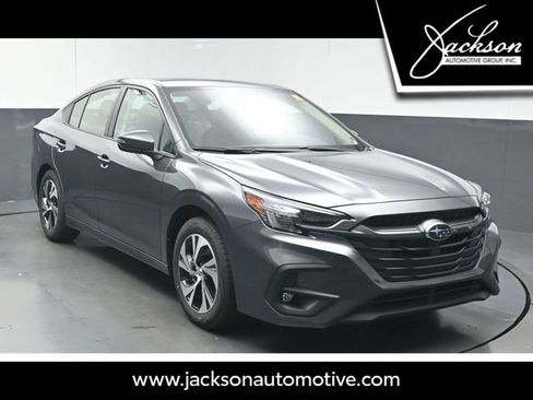 Used 2025 Subaru Legacy Premium w/ Popular Package #1 AWD/4WD image 1