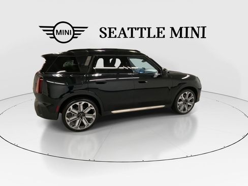 New 2025 MINI Cooper Countryman S w/ Comfort Package Max image 12