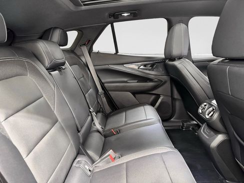 Used 2025 Chevrolet Blazer EV LT image 22