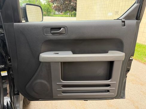 Used 2005 Honda Element EX image 20