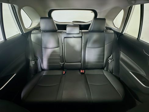 Certified 2025 Toyota RAV4 XLE Premium FWD image 30