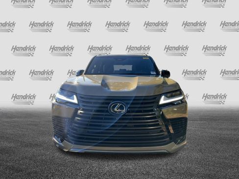 Used 2025 Lexus LX 700h Overtrail image 3