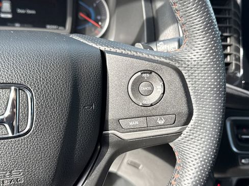 Used 2022 Honda Pilot TrailSport image 30