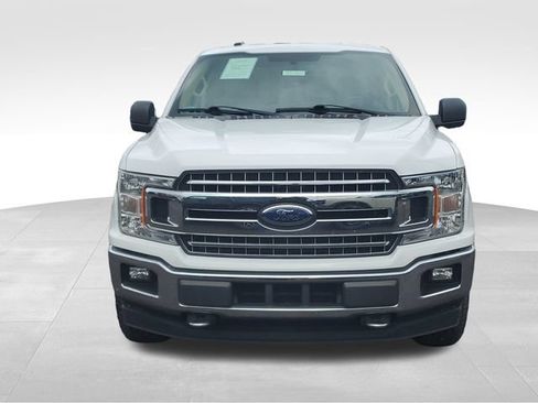 Used 2018 Ford F150 XLT w/ Equipment Group 302A Luxury AWD/4WD image 2