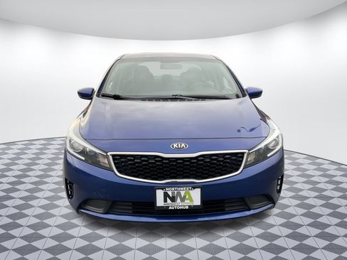 Used 2017 Kia Forte LX w/ LX Popular Package image 5