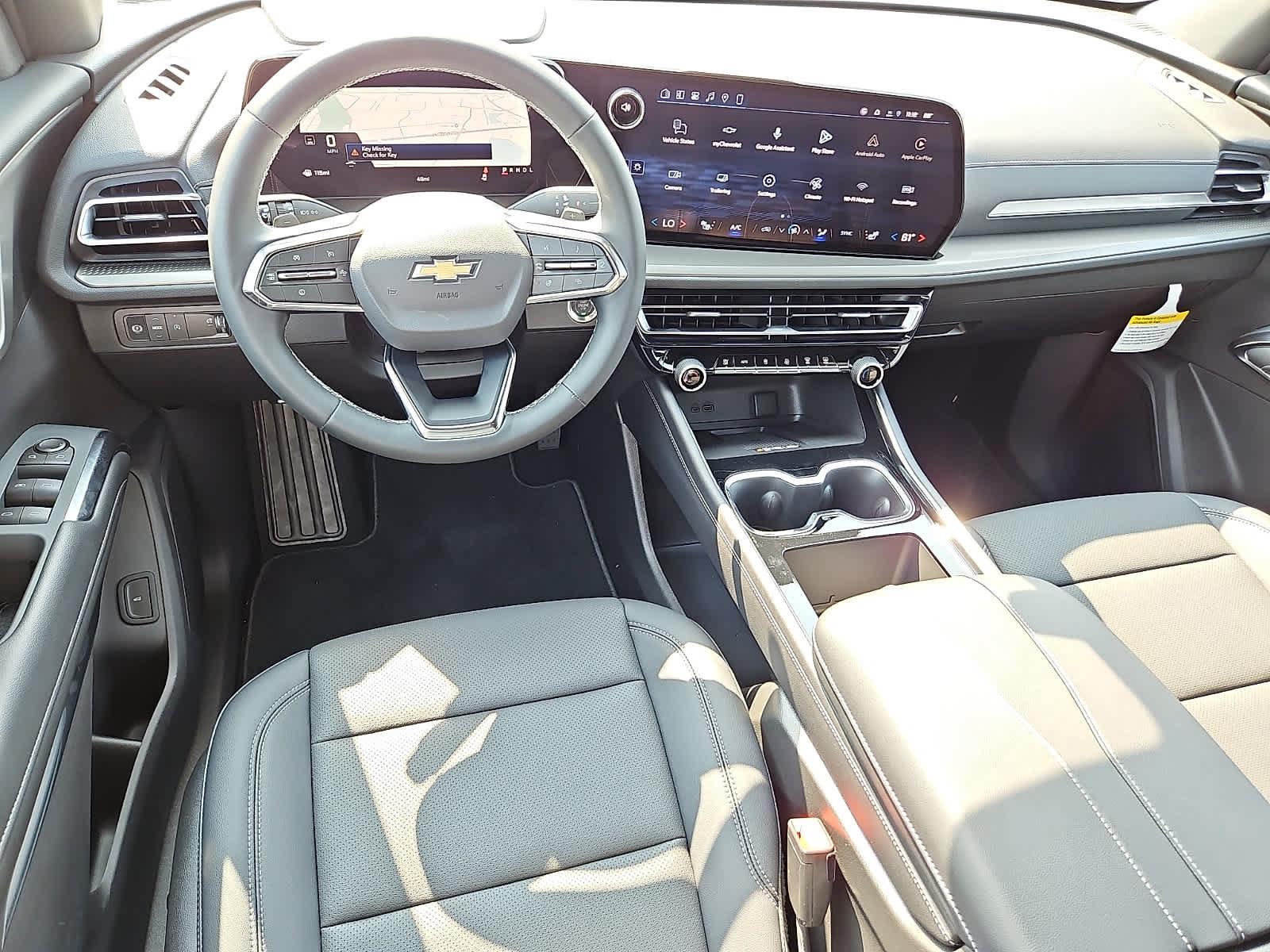 New 2027 Chevrolet Traverse LT w/ Driver Confidence Package FWD image 10