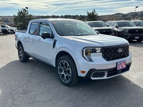 New 2026 Ford Maverick Lariat image 8