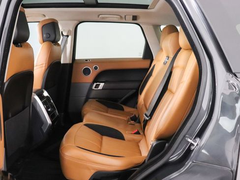 Used 2020 Land Rover Range Rover Sport HSE Dynamic image 17