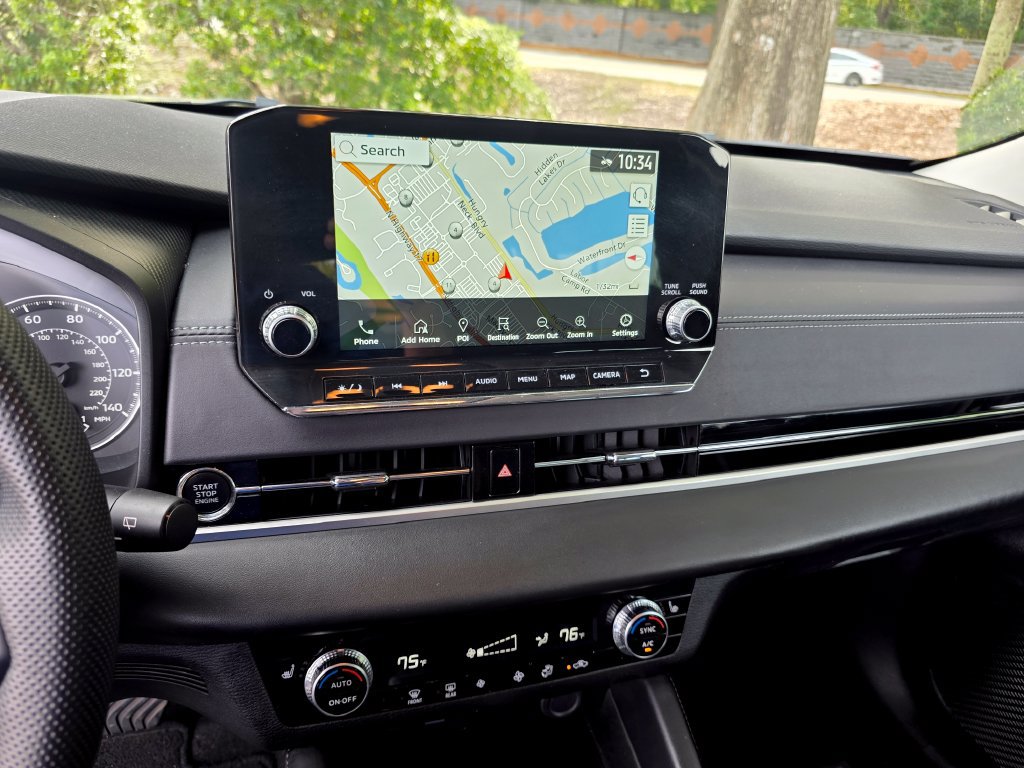 Used 2023 Mitsubishi Outlander SE FWD image 16