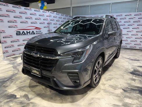 Used 2023 Subaru Ascent Limited AWD/4WD image 3